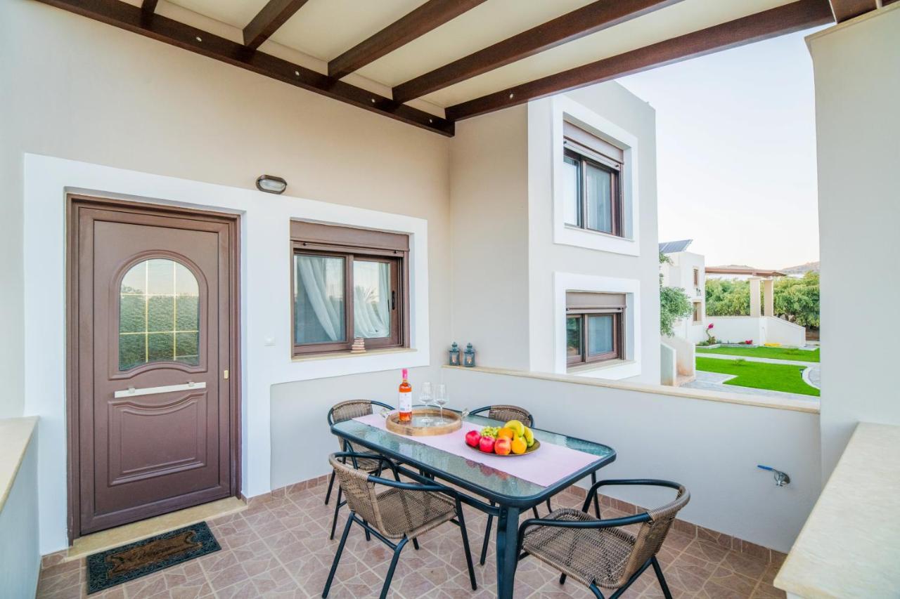 Kyma Luxury Studio Anevato Luaran gambar