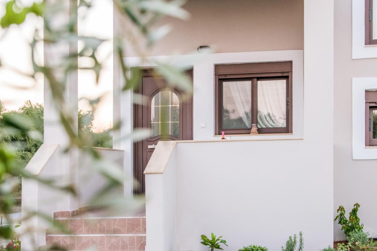Kyma Luxury Studio Anevato Luaran gambar